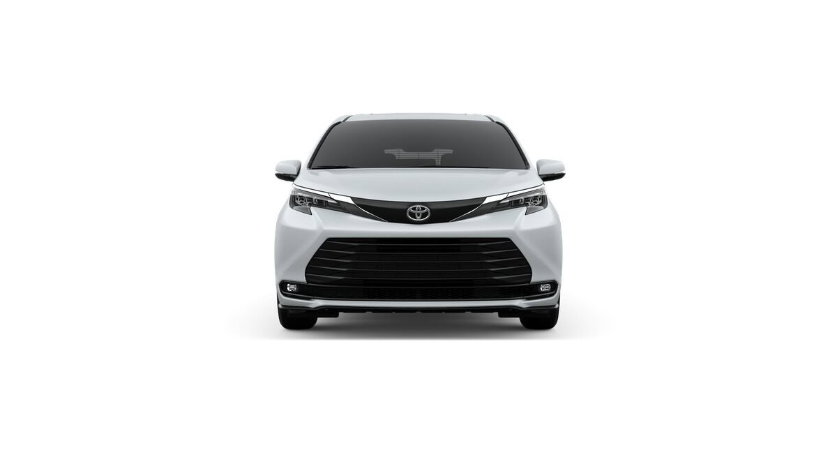 New 2026 Toyota Sienna XLE image 17