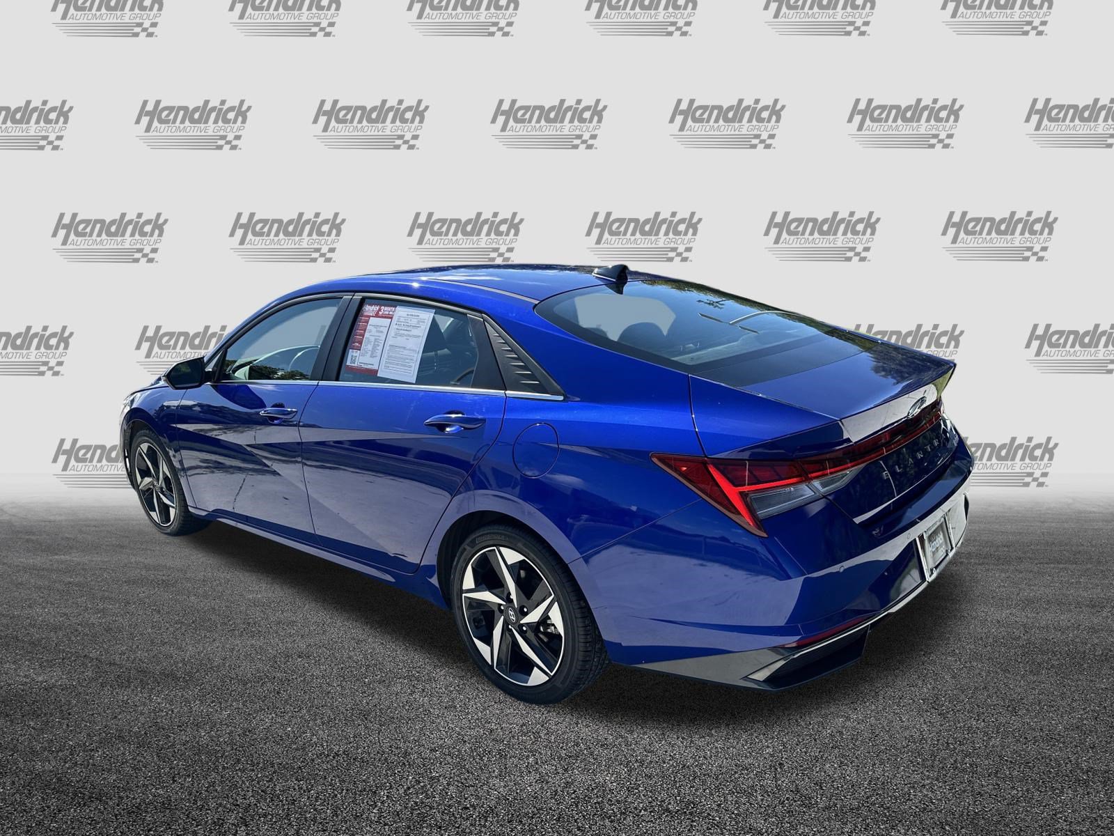 Used 2023 Hyundai Elantra Limited w/ Cargo Package FWD image 8