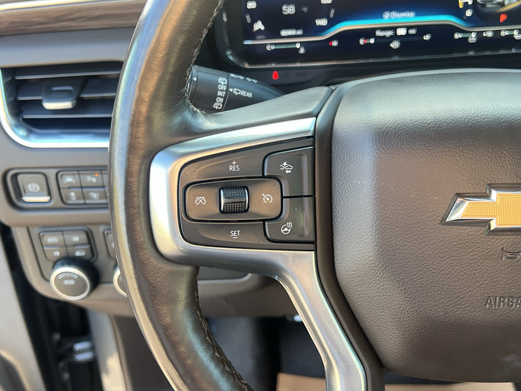 Used 2022 Chevrolet Tahoe LT w/ Luxury Package AWD/4WD image 32