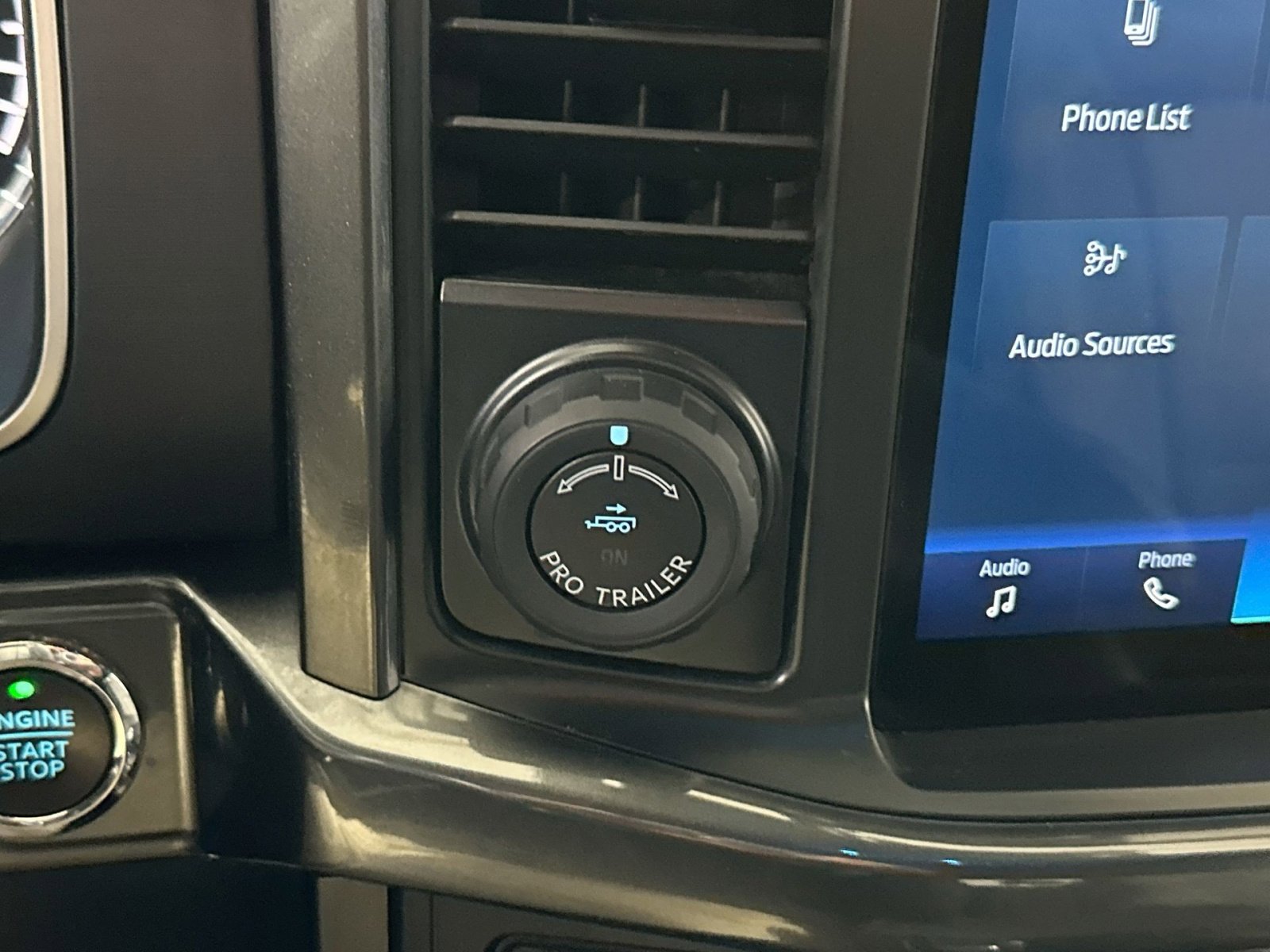 Used 2022 Ford F150 XLT w/ Equipment Group 302A High image 29