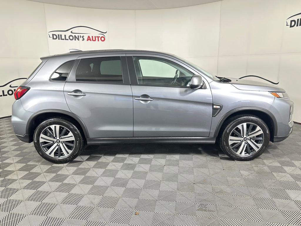 Used 2025 Mitsubishi Outlander Sport ES image 9