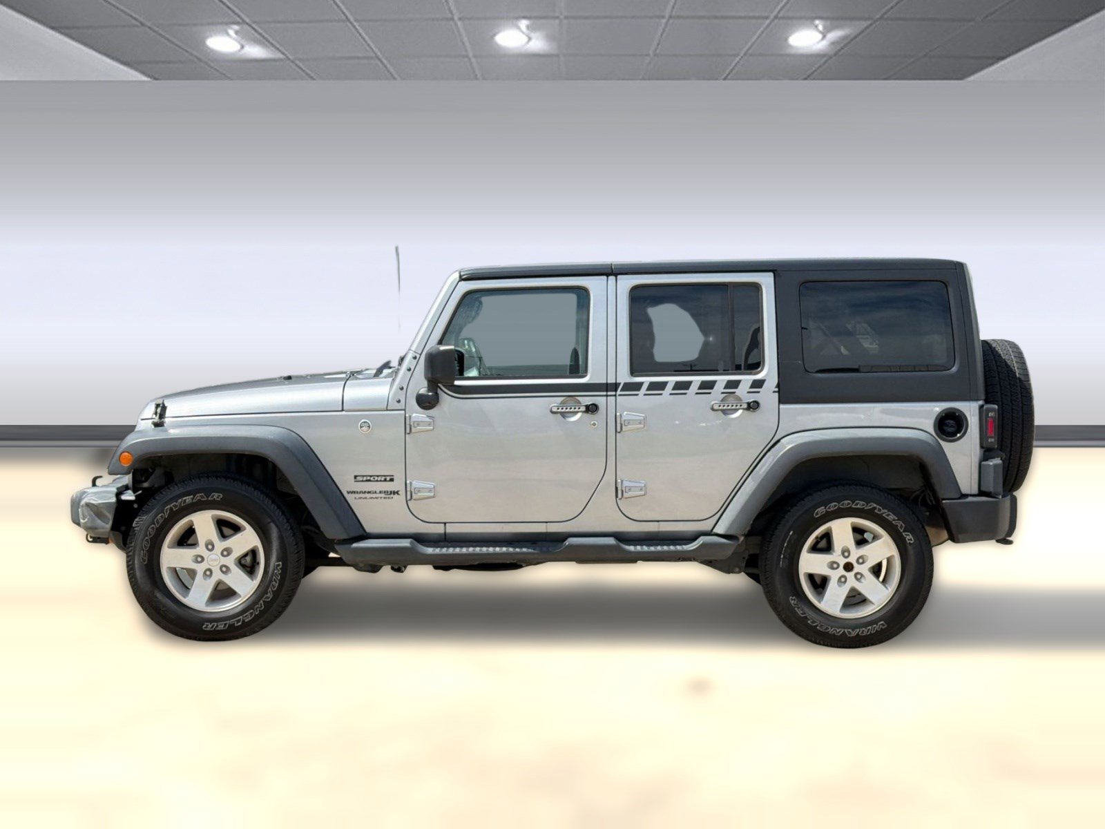 Used 2018 Jeep Wrangler Unlimited Sport S image 2