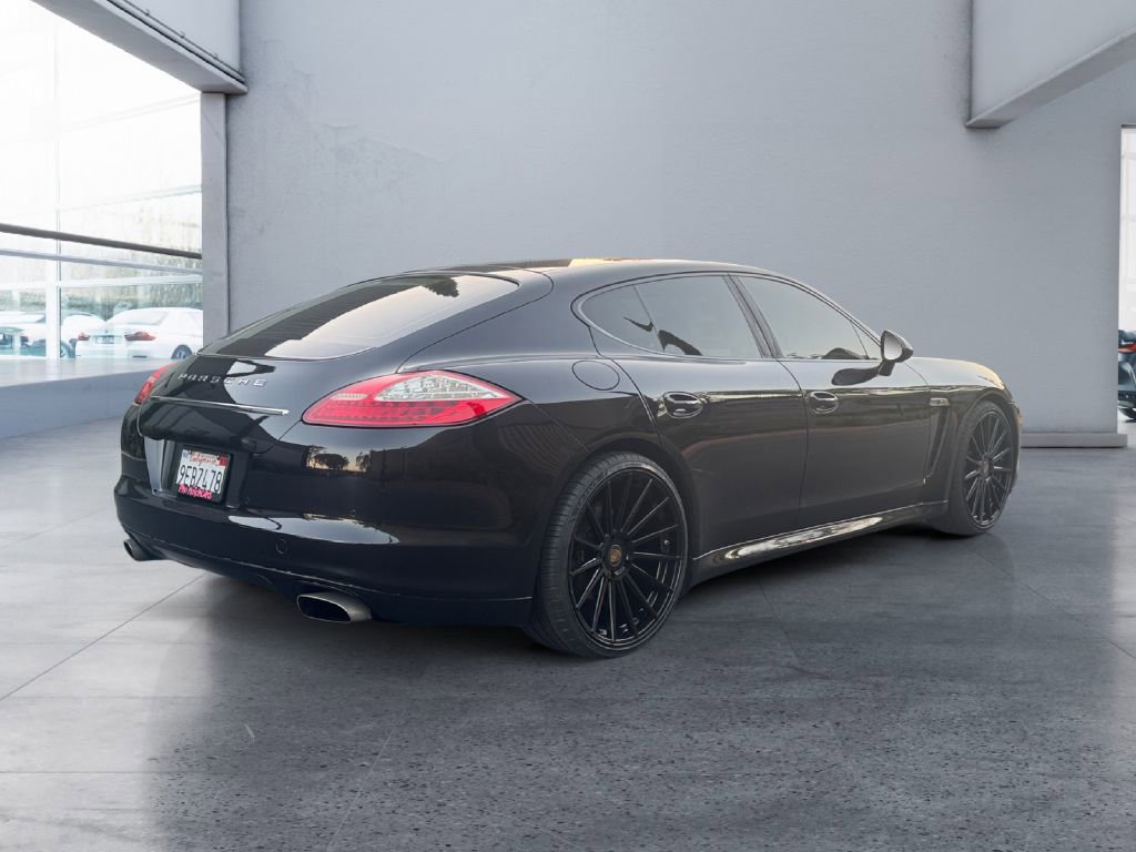 Used 2012 Porsche Panamera 2 image 5