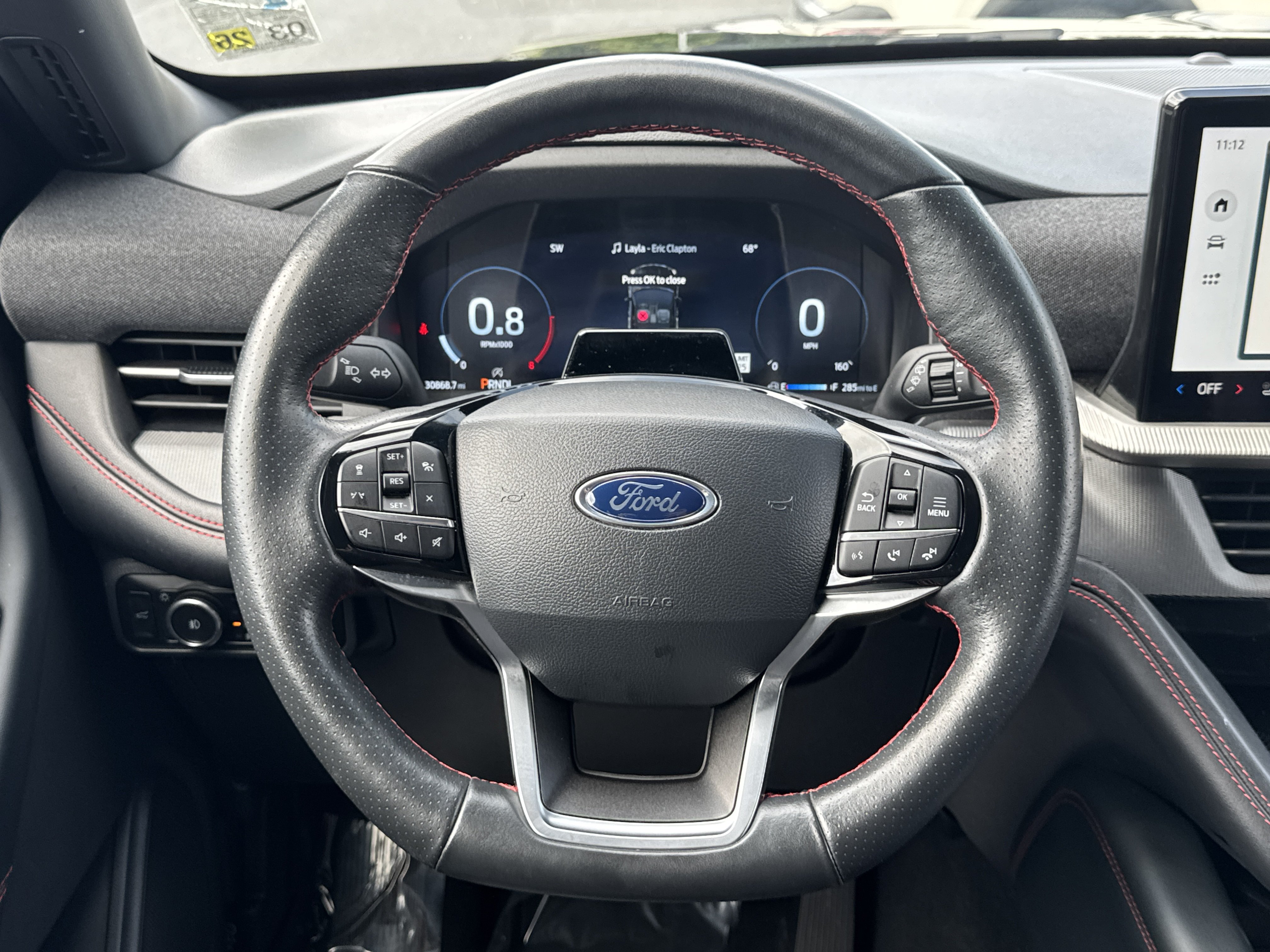 Used 2025 Ford Explorer ST-Line w/ ST-Line Street Pack AWD/4WD image 6