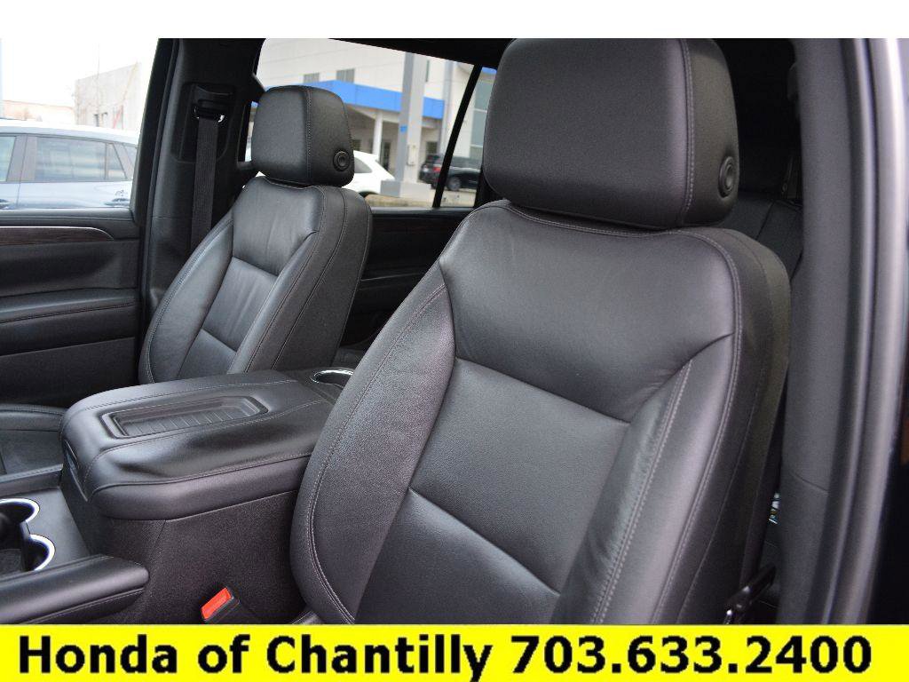 Used 2021 Chevrolet Suburban Z71 image 25
