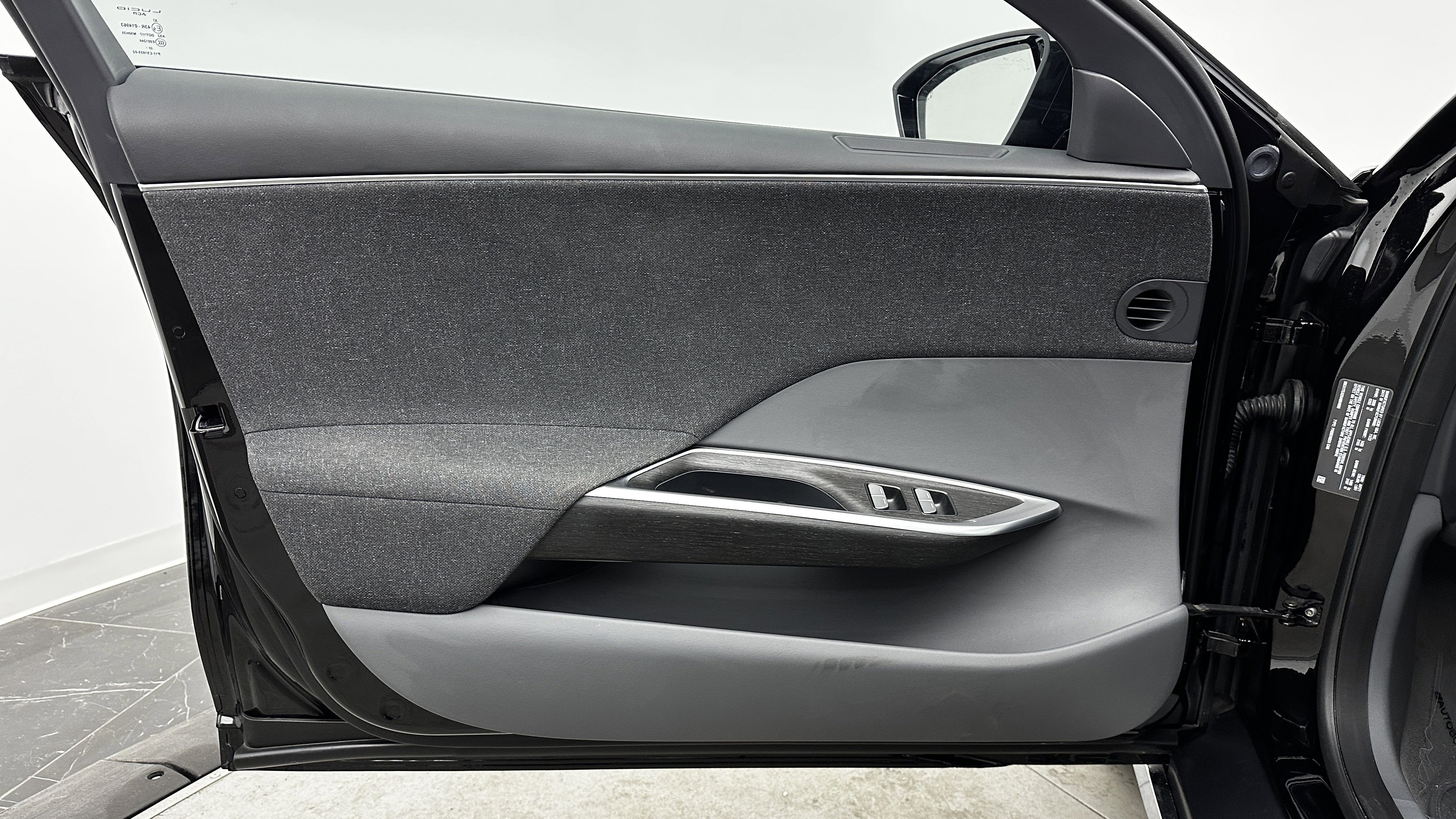 Used 2024 Lucid Air Touring image 12