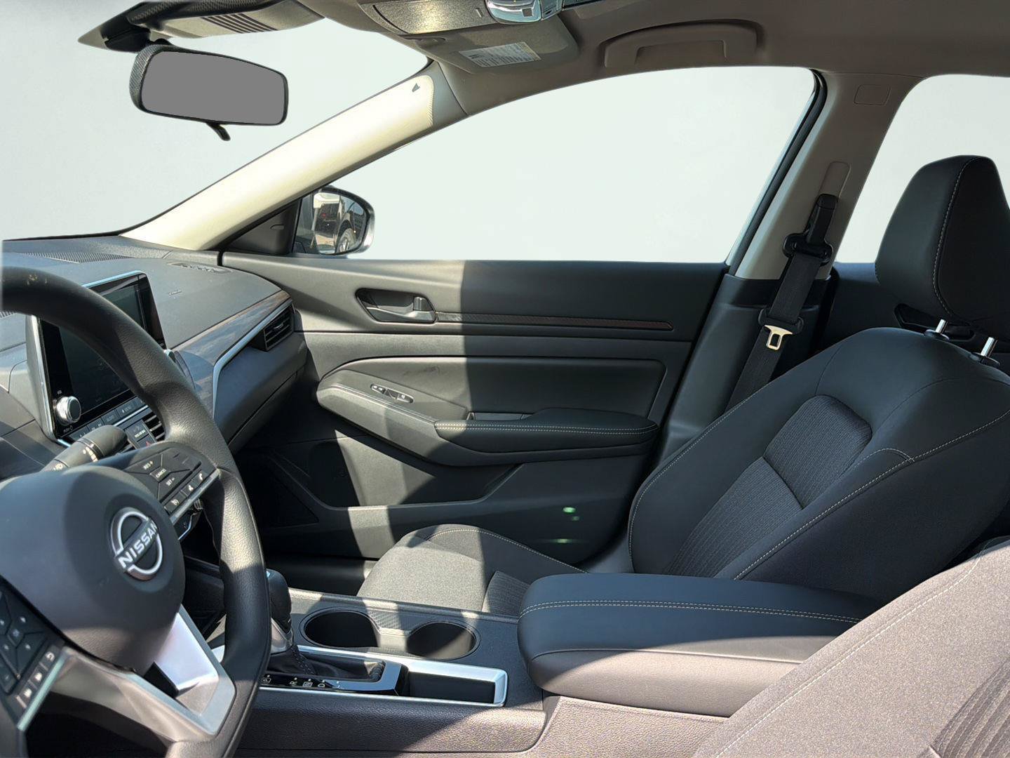 New 2026 Nissan Altima 2.5 SV FWD image 9