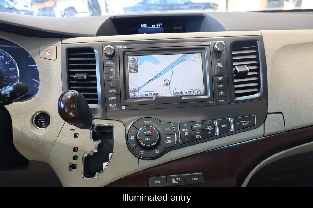 Used 2011 Toyota Sienna Limited w/ Premium Pkg image 24