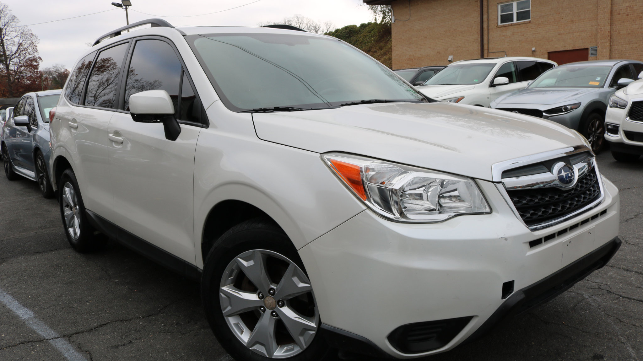 Used 2015 Subaru Forester 2.5i Premium w/ All-Weather Package image 3