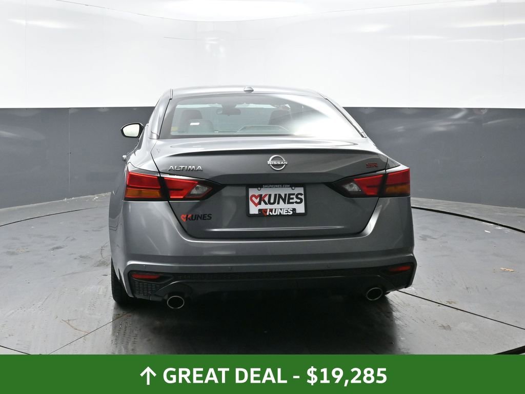 Used 2024 Nissan Altima 2.5 SR image 14