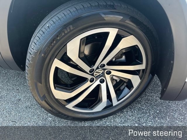 Used 2021 Volkswagen Atlas SEL Premium AWD/4WD image 18