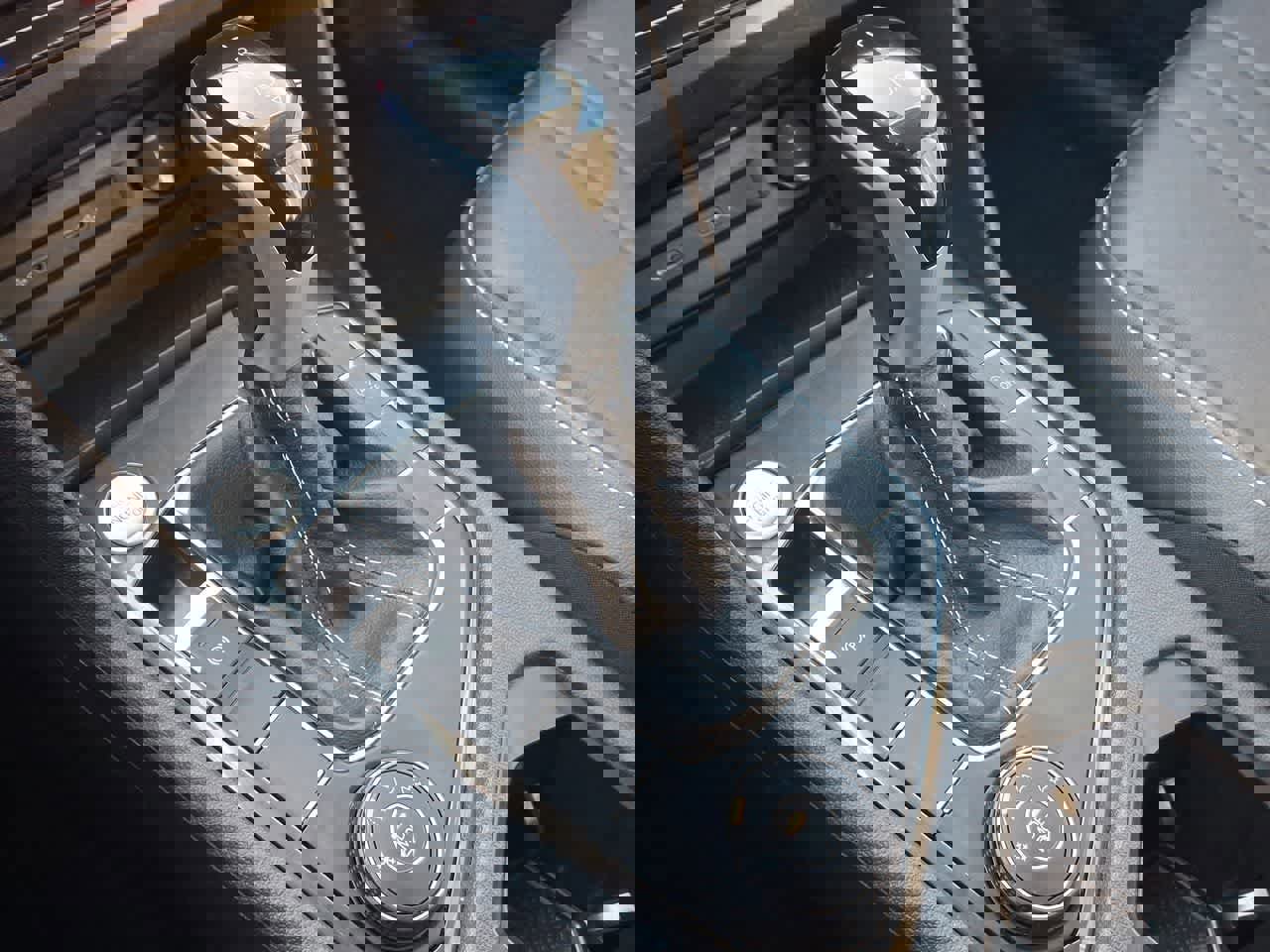 Used 2024 Volkswagen Tiguan SE image 18