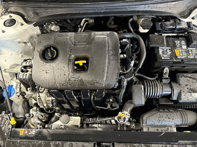 Certified 2023 Kia Forte LXS w/ LXS Technology Package FWD image 9
