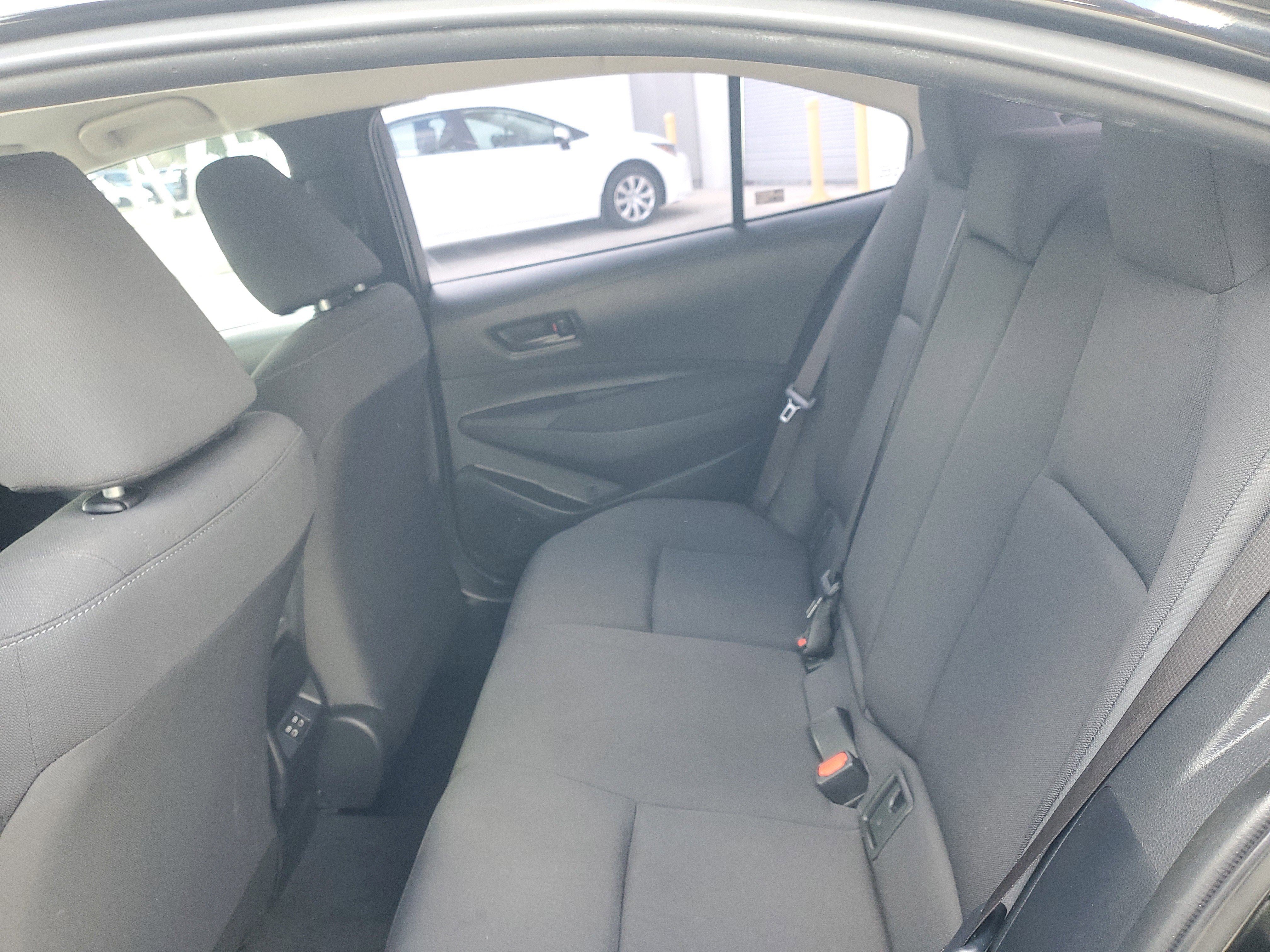 Used 2023 Toyota Corolla LE FWD image 10