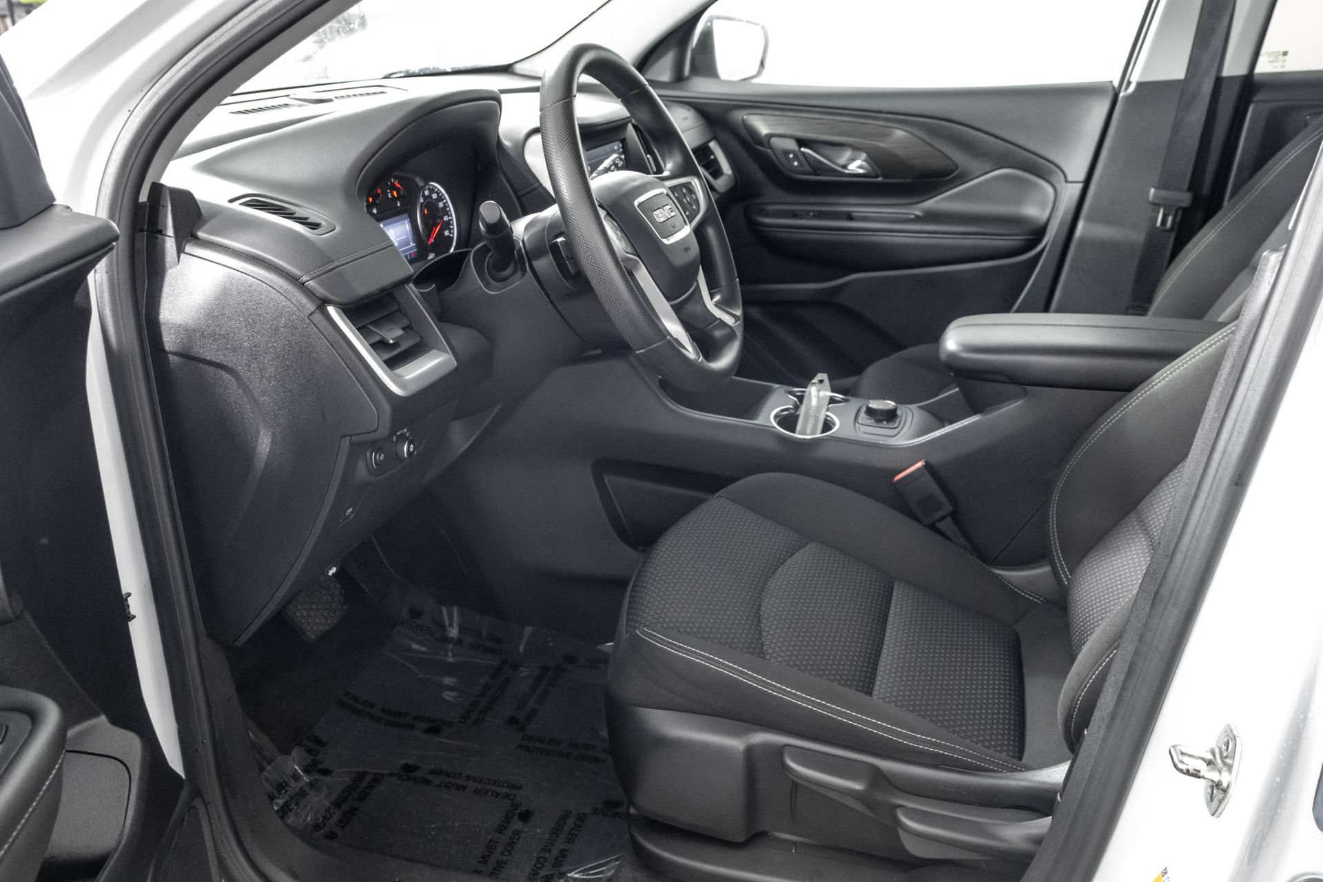 Used 2024 GMC Terrain SLE AWD/4WD image 6
