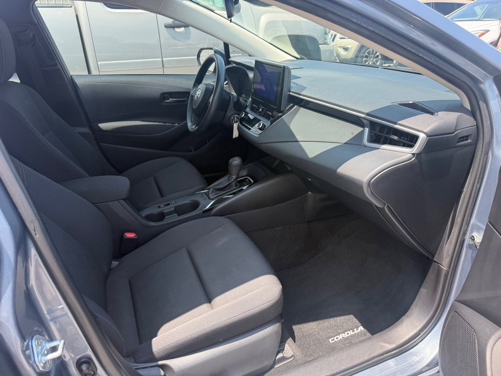 Used 2023 Toyota Corolla LE FWD image 14