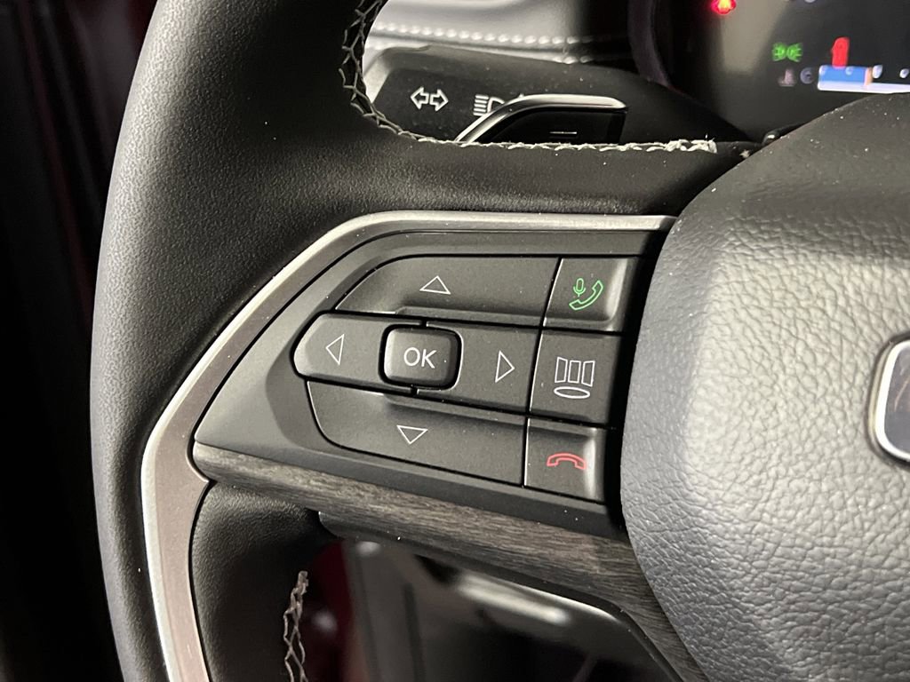 New 2025 Jeep Grand Cherokee Limited w/ Black Appearance Package image 17