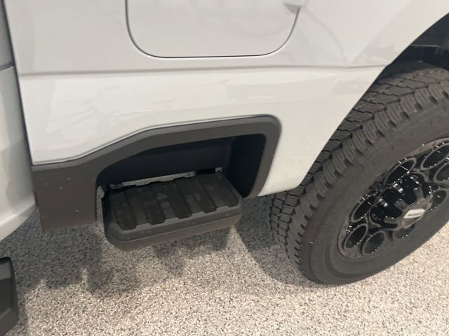 New 2026 Ford F350 Lariat w/ Black Appearance Package image 12