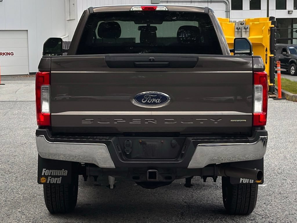 Used 2017 Ford F250 XLT w/ Snow Plow Prep Package AWD/4WD image 4