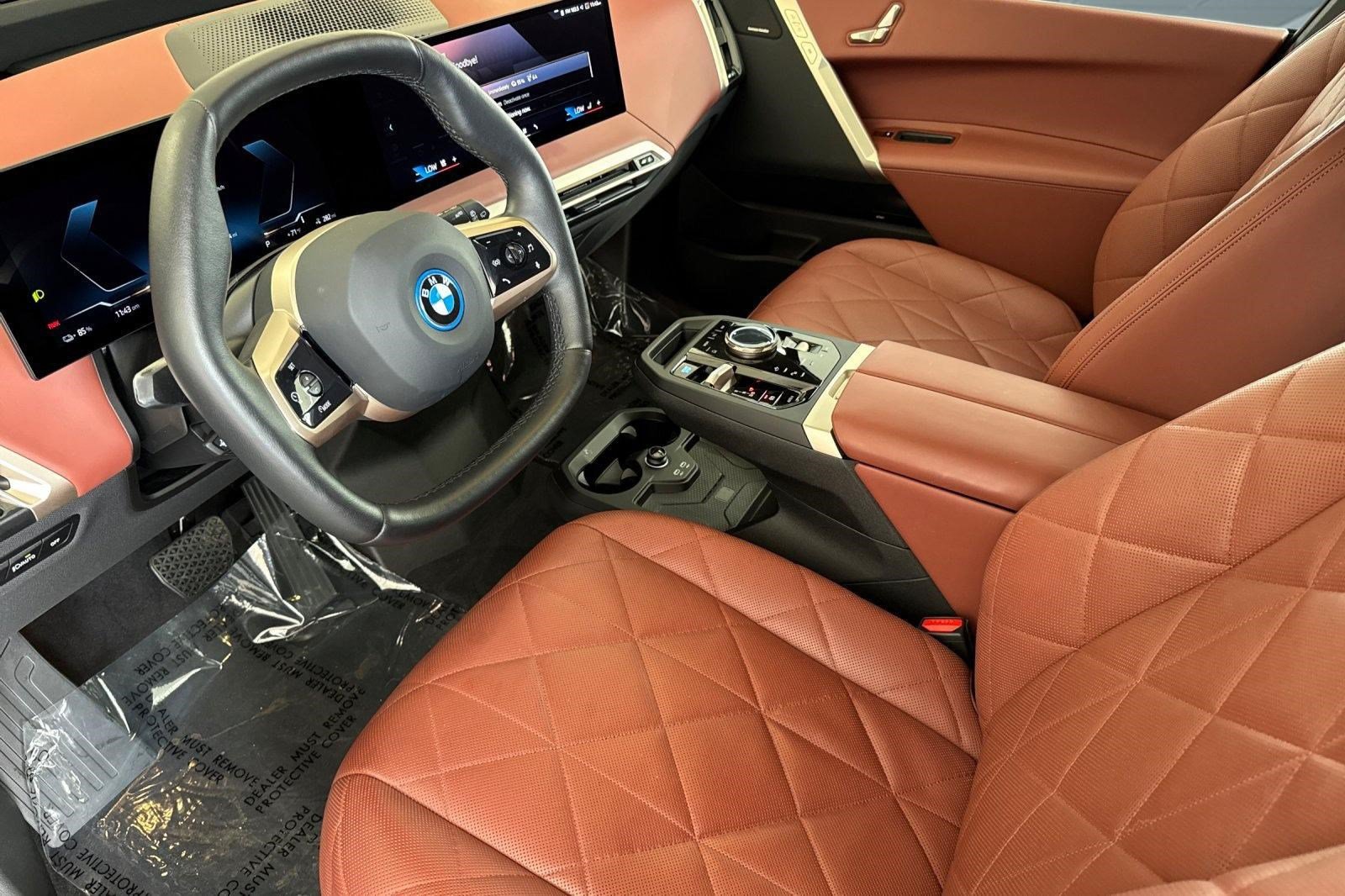 Certified 2024 BMW iX xDrive50 w/ Sport Package AWD/4WD image 4