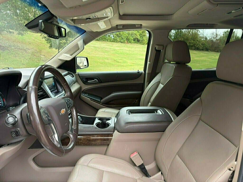 Used 2018 Chevrolet Suburban LT AWD/4WD image 29