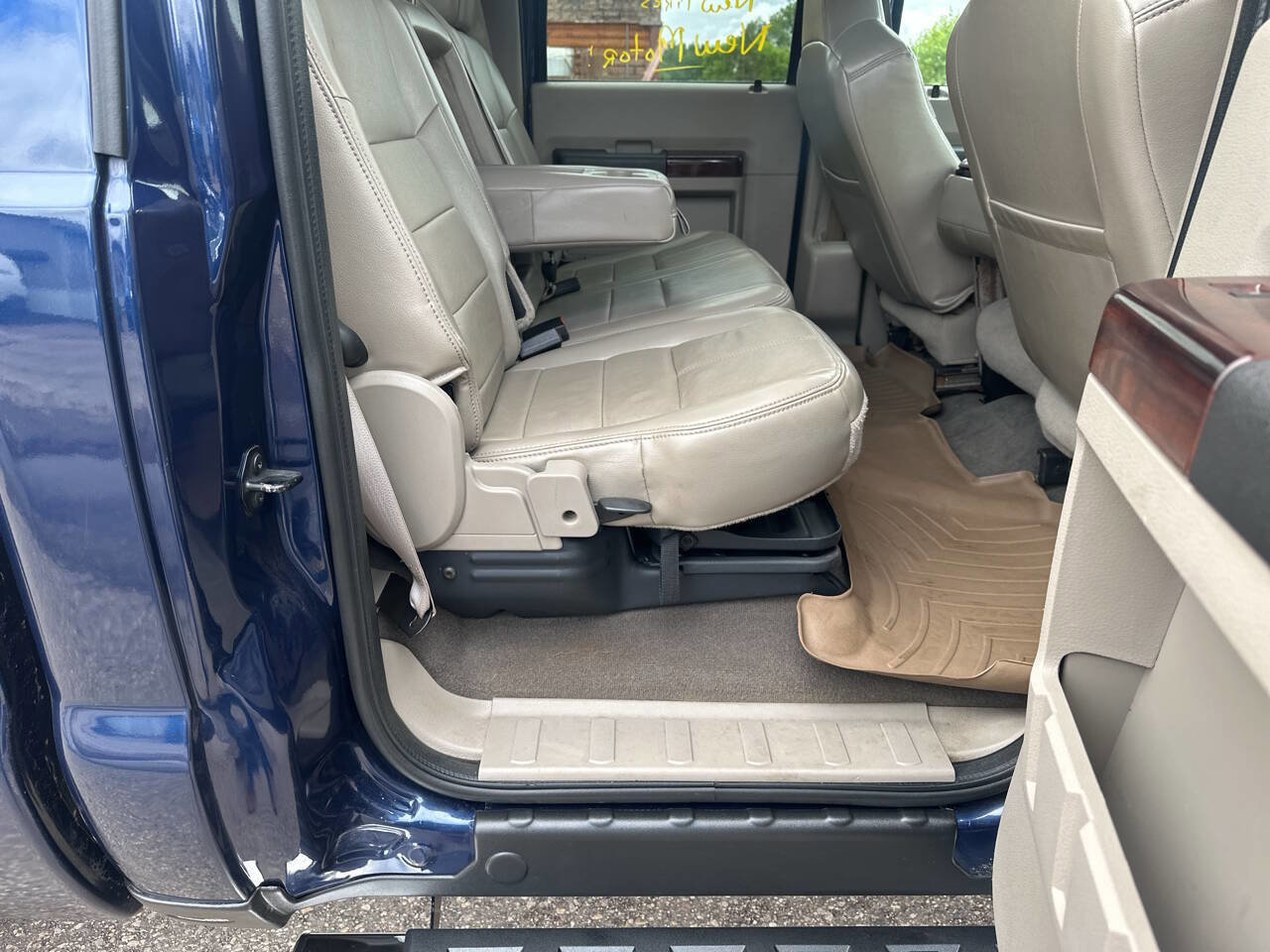 Used 2010 Ford F350 Lariat image 39