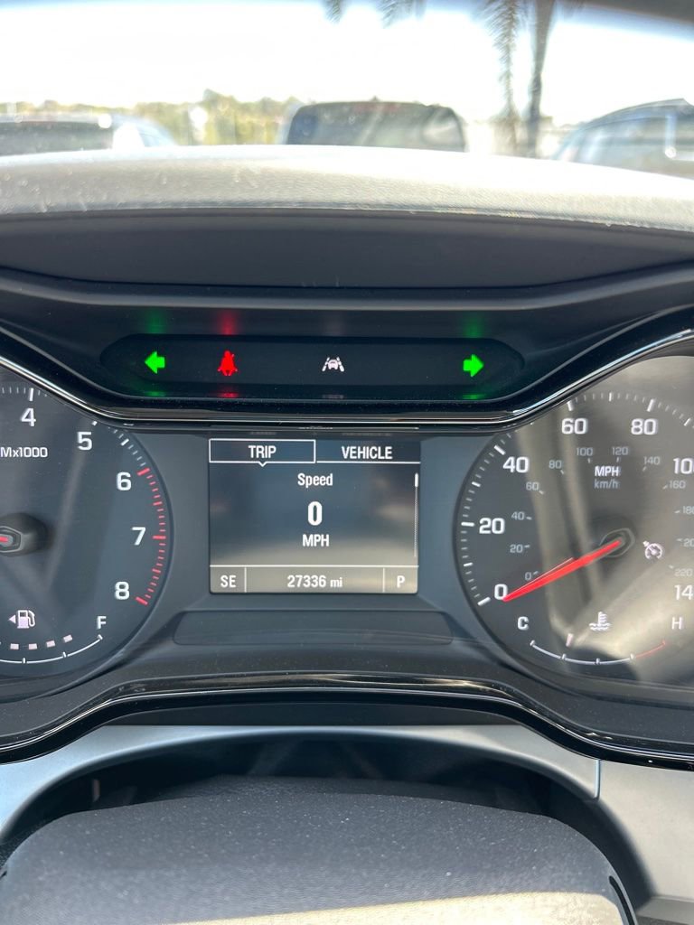 Used 2025 Chevrolet Trax LS image 14