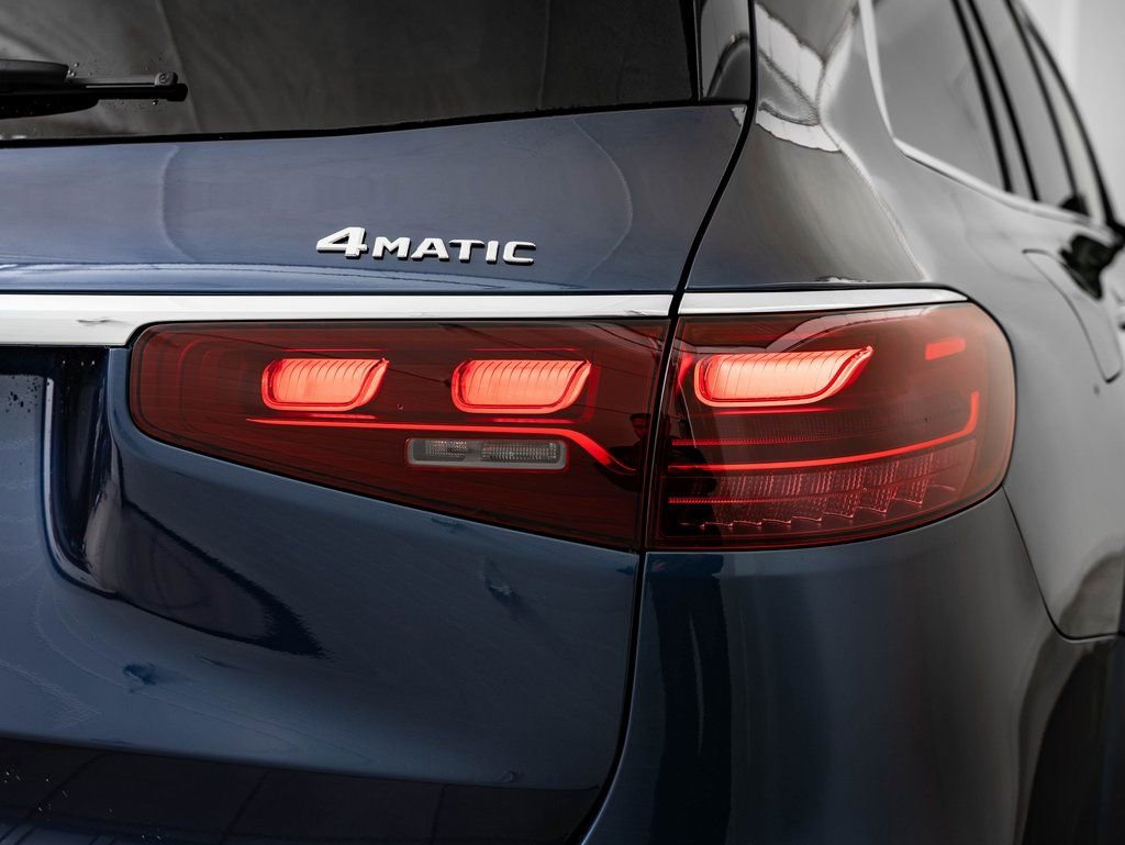 New 2026 Mercedes-Benz GLS 450 4MATIC image 16