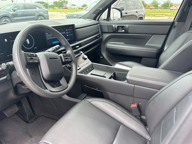 Used 2025 Hyundai Santa Fe Calligraphy AWD/4WD image 18