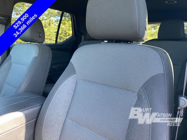 Used 2023 Chevrolet Traverse LT FWD image 13