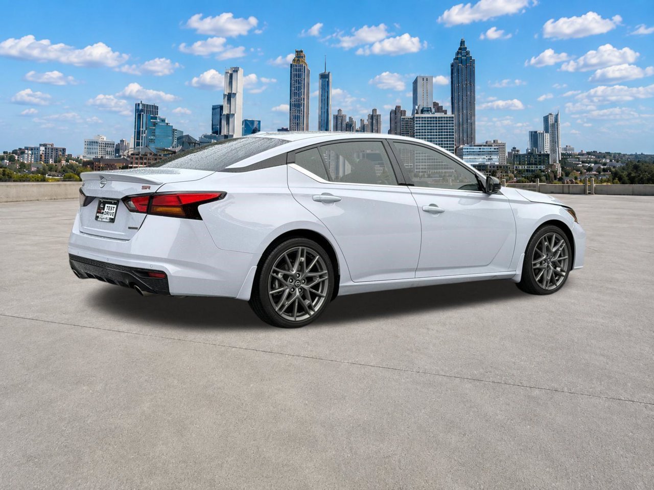 Certified 2024 Nissan Altima 2.0 SR FWD image 27