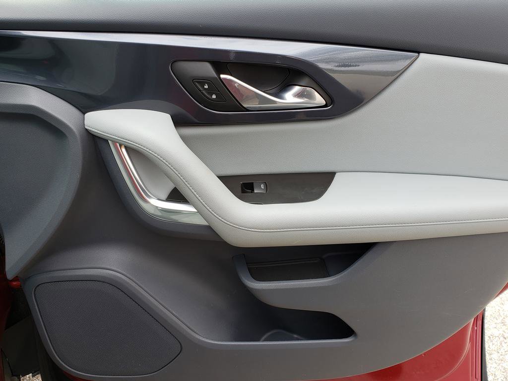 Used 2019 Chevrolet Blazer LT image 18