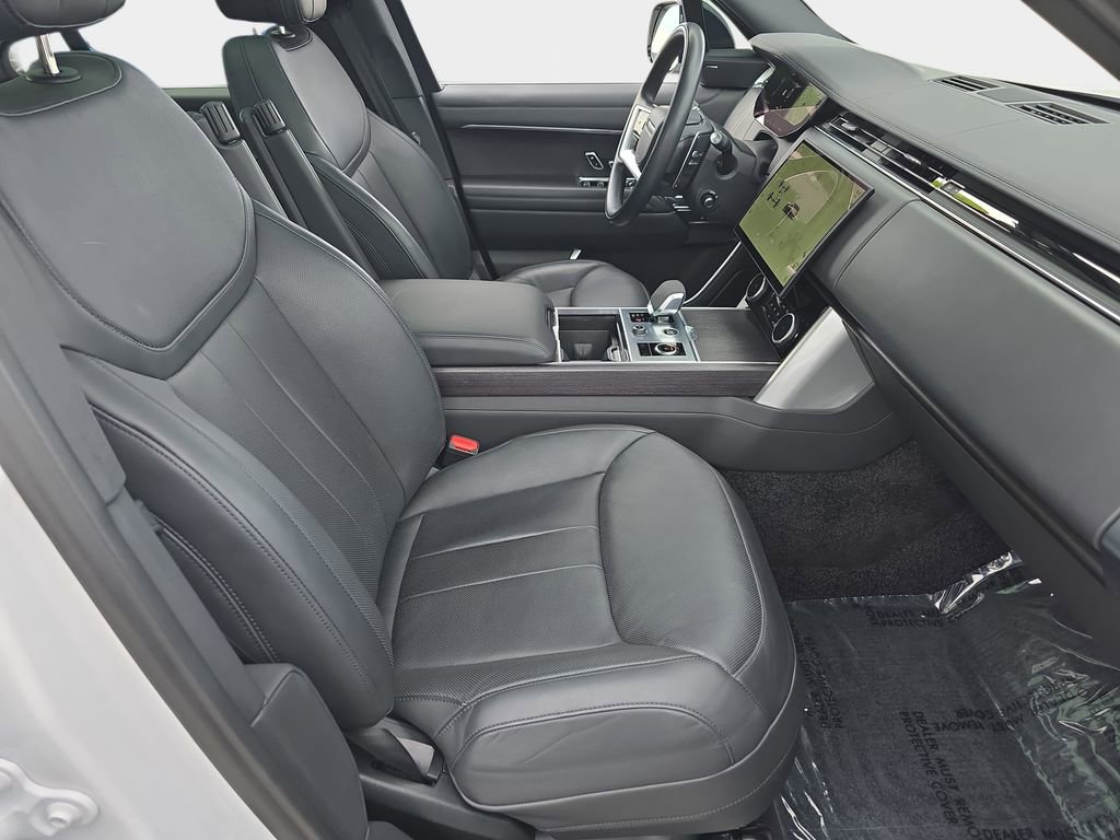 Certified 2023 Land Rover Range Rover SE image 10