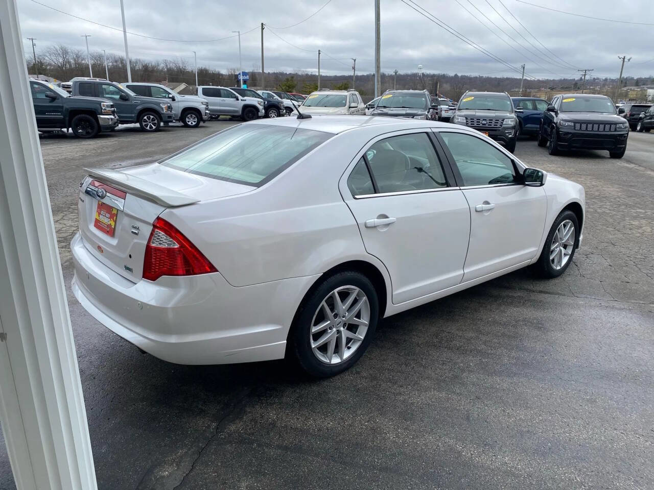 Used 2010 Ford Fusion SEL AWD/4WD image 5