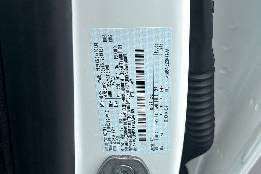 Certified 2023 Ford Escape ST-Line Elite AWD/4WD image 33