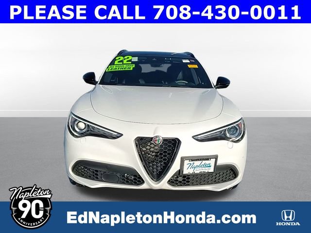 Used 2022 Alfa Romeo Stelvio Veloce video 2