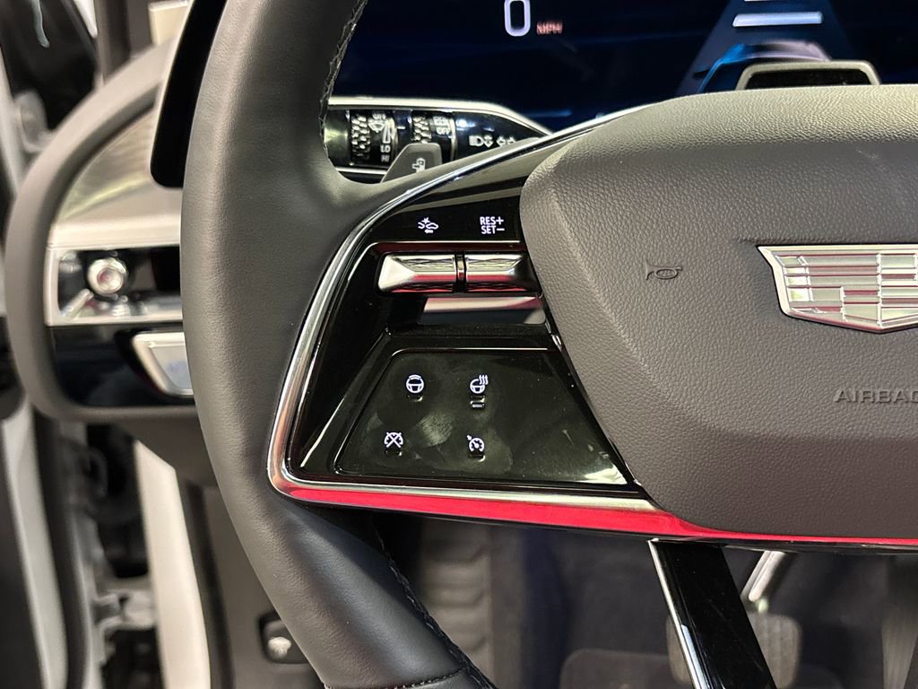 New 2025 Cadillac Lyriq Sport RWD image 35