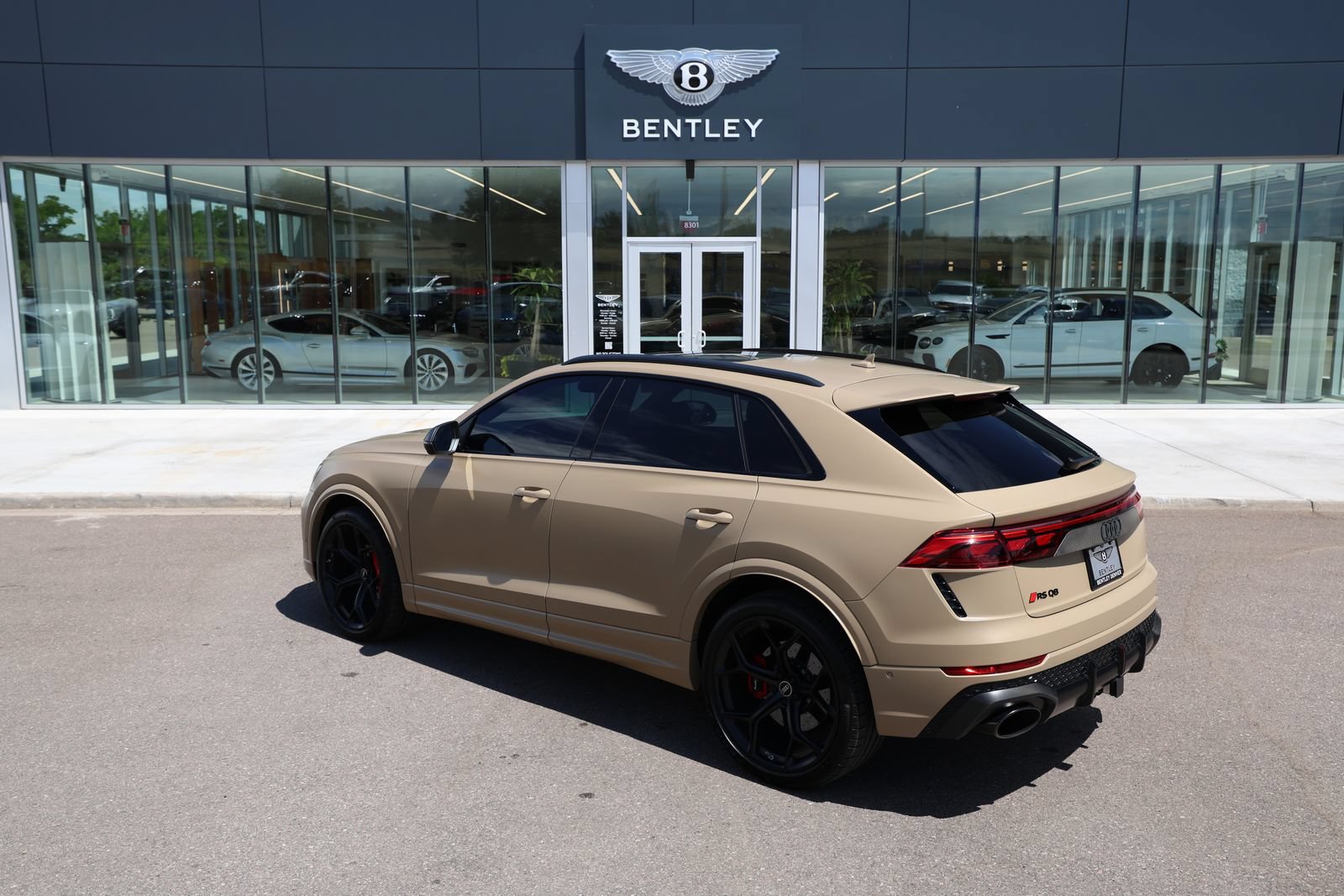 Used 2025 Audi RS Q8 performance AWD/4WD image 8