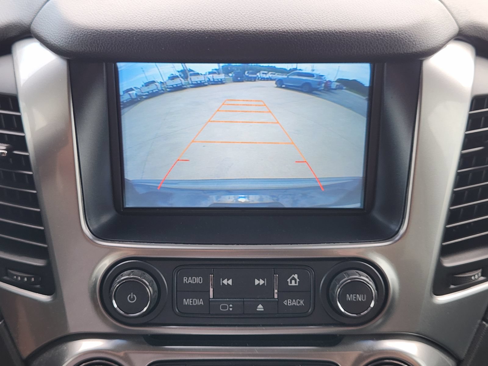 Used 2017 Chevrolet Tahoe LT RWD image 18