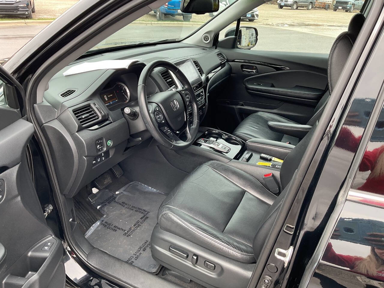 Used 2016 Honda Pilot Touring image 14
