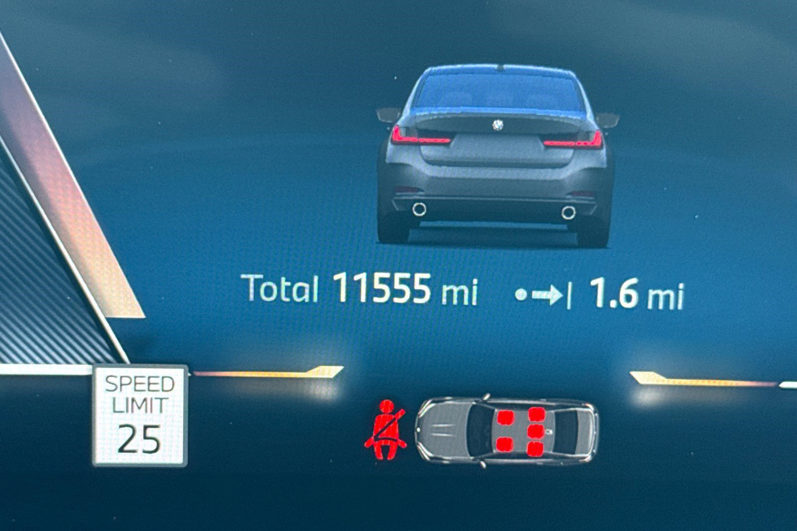 Used 2025 BMW 330i Sedan w/ Premium Package image 35