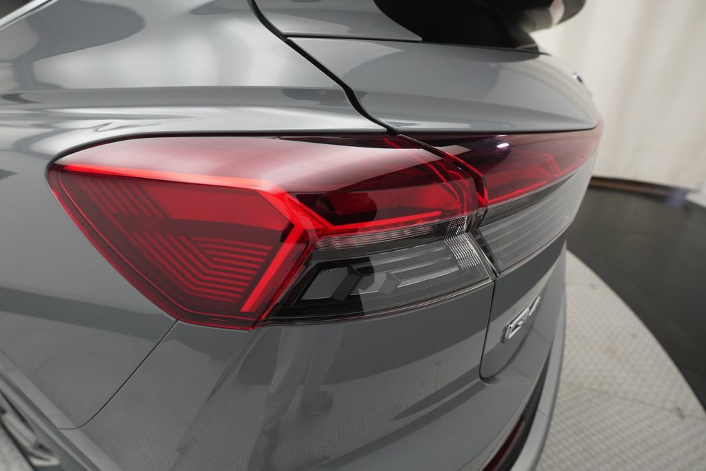 Used 2023 Audi Q4 e-tron Premium w/ Convenience Package image 34