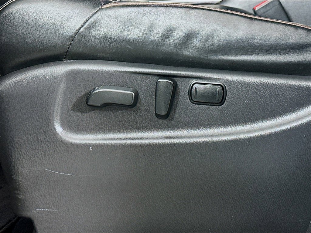 Used 2019 Nissan Armada SL image 23