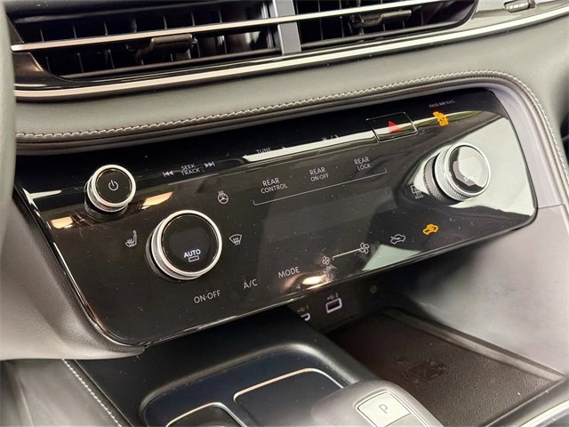 Used 2023 INFINITI QX60 Pure image 15