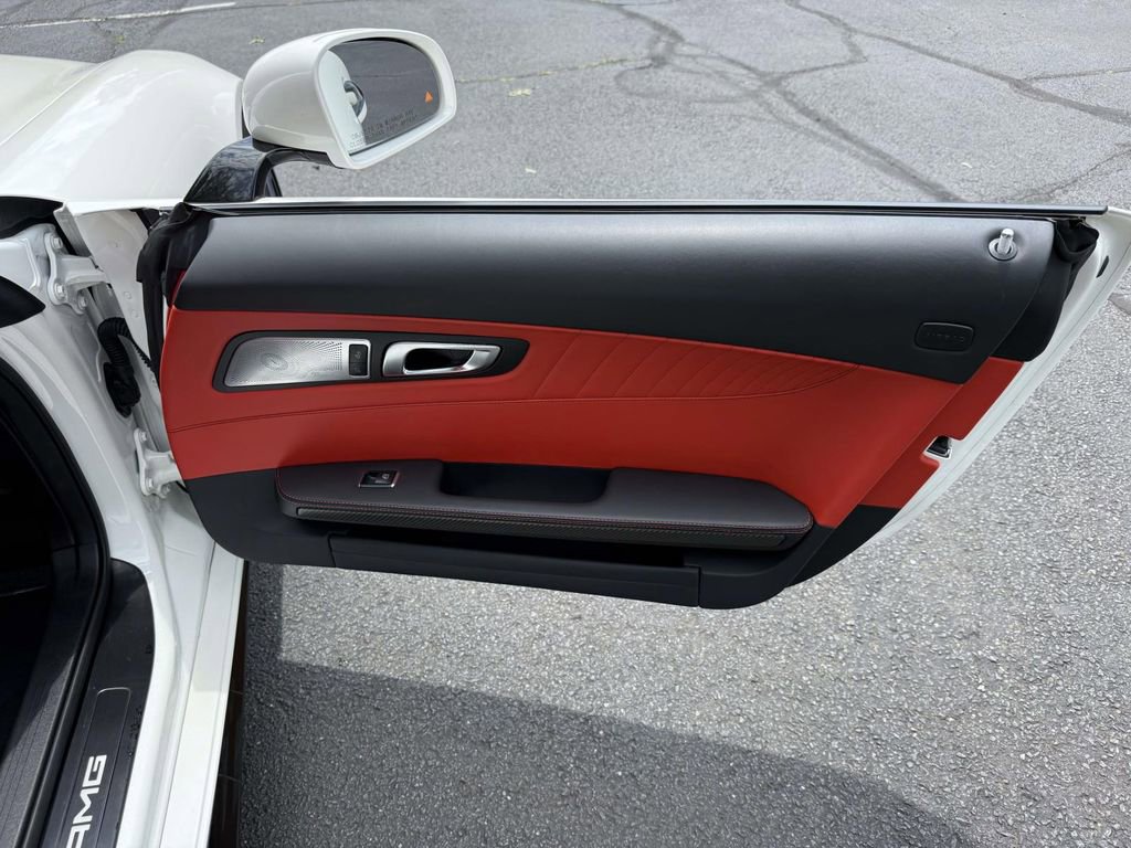 Used 2020 Mercedes-Benz AMG GT C w/ AMG Interior Night Package image 15