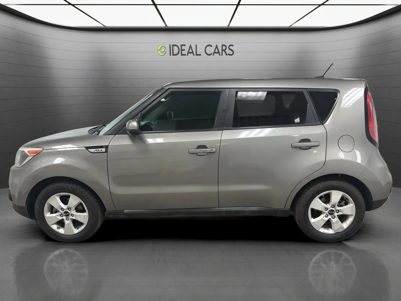 Used 2019 Kia Soul FWD image 8