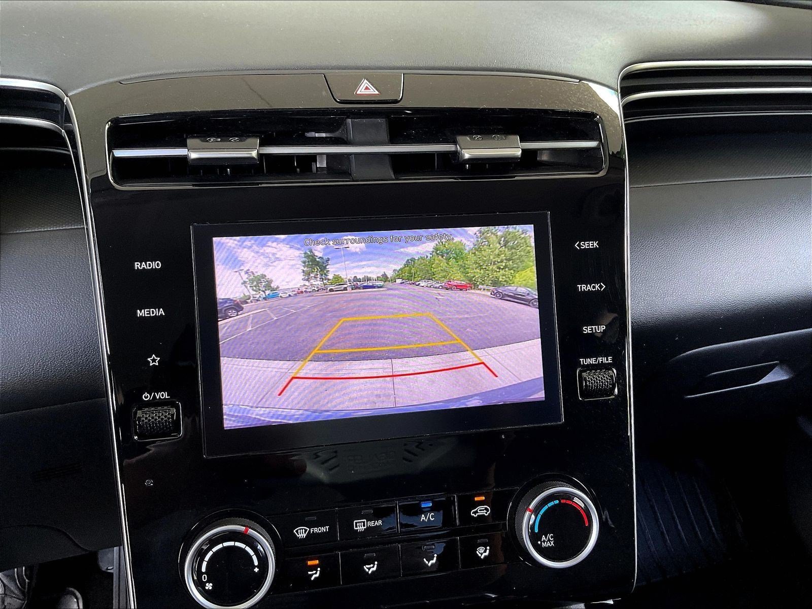 Used 2024 Hyundai Tucson SE AWD/4WD image 13