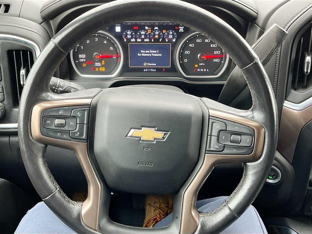 Used 2021 Chevrolet Silverado 1500 High Country w/ Technology Package AWD/4WD image 11