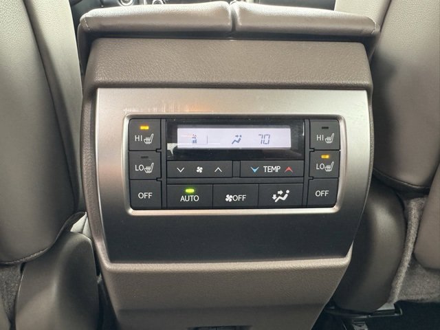 Used 2023 Lexus GX 460 Premium image 13