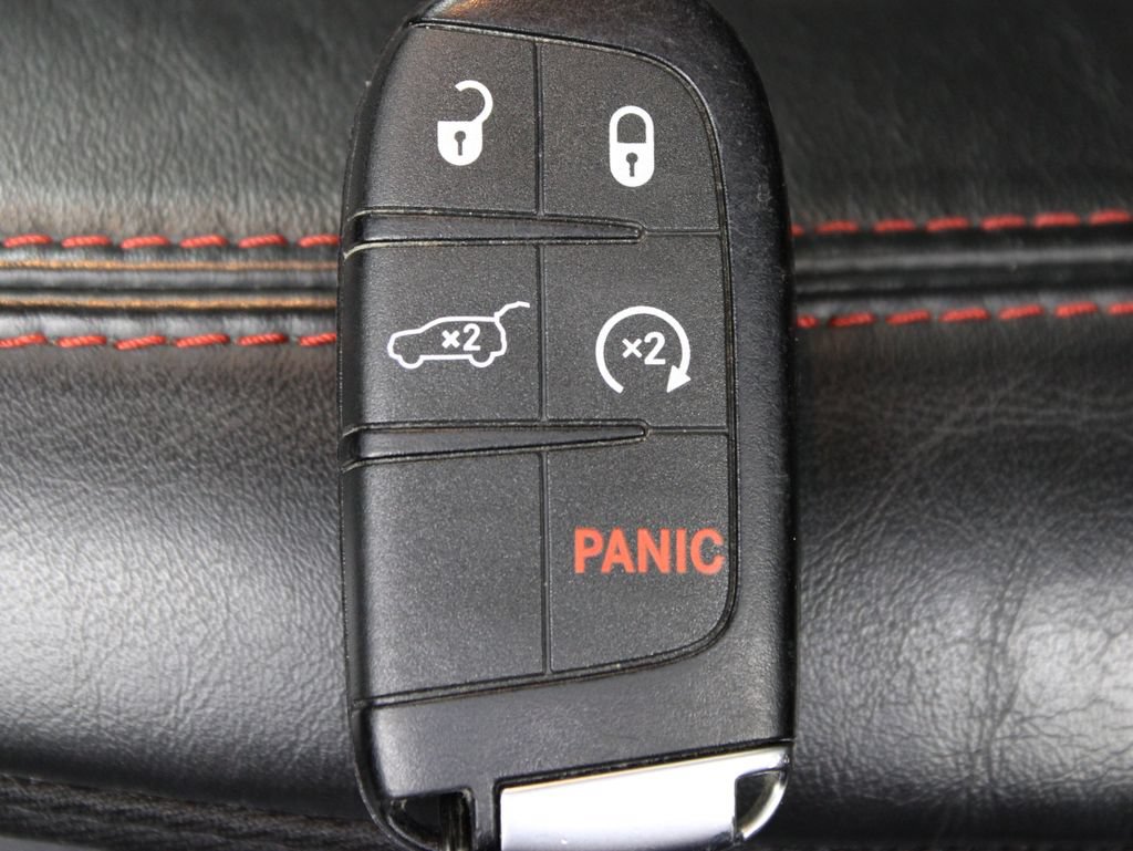 Used 2025 Dodge Durango R/T AWD/4WD image 55